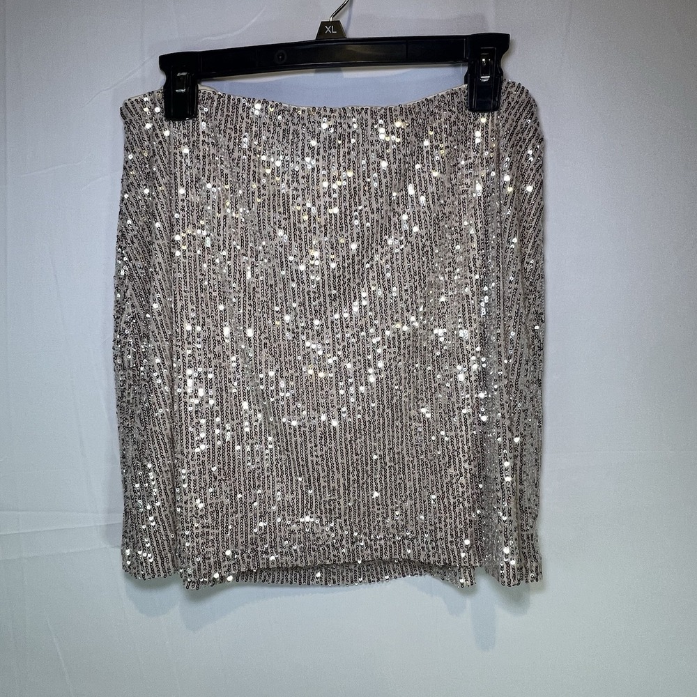Old‎ Navy Womens Sequin Skirt Size Large Champagne Beige Mini Silver Lined L